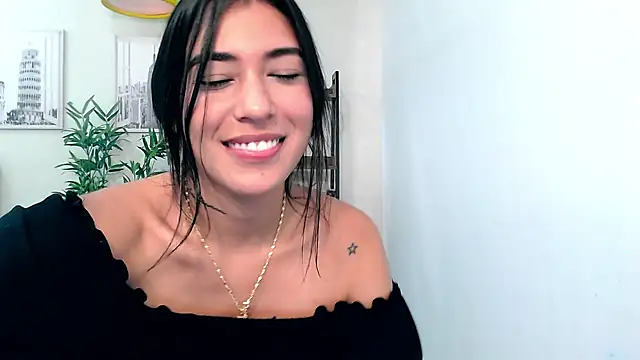 Snapshot of Sassy--Girl chatting on 02/04/25, 06:17 Sassy--Girl online show from 02/04/25, 06:17