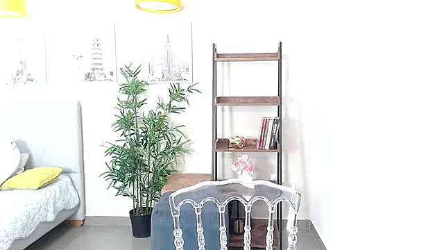 Snapshot of Sassy--Girl chatting on 02/06/25, 06:24 Sassy--Girl online show from 02/06/25, 06:24