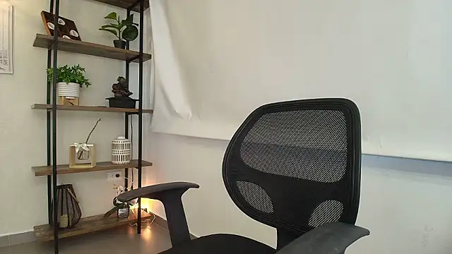 Sassy--Girl online show from 03/13/26, 06:14