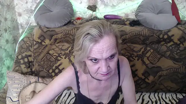 Snapshot of MissBekker chatting on 01/31/25, 12:39 MissBekker online show from 01/31/25, 12:39