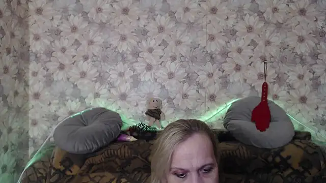 Snapshot of MissBekker chatting on 02/24/25, 05:54 MissBekker online show from 02/24/25, 05:54