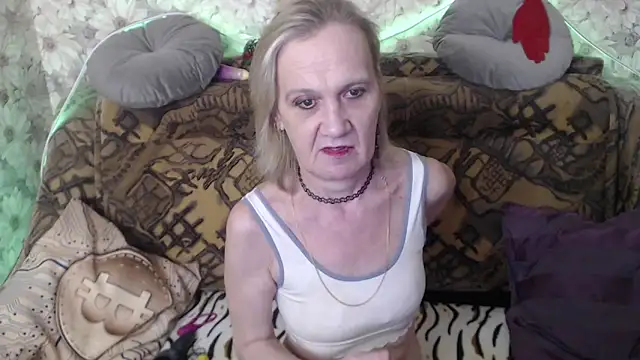 Snapshot of MissBekker chatting on 03/06/25, 03:57 MissBekker online show from 03/06/25, 03:57