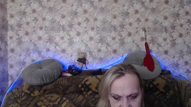 Snapshot of MissBekker chatting on 03/07/25, 07:19 MissBekker online show from 03/07/25, 07:19