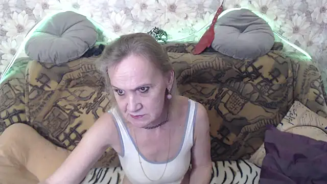 Snapshot of MissBekker chatting on 11/09/25, 09:24 MissBekker online show from 11/09/25, 09:24