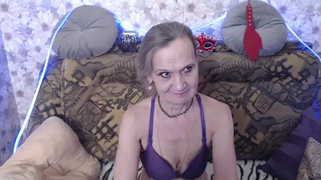 Snapshot of MissBekker chatting on 03/22/26, 10:51 MissBekker online show from 03/22/26, 10:51