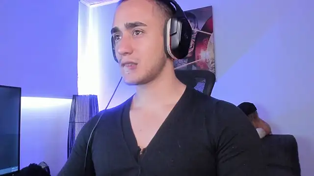 AlexRivera6 online show from 12/22/24, 09:42