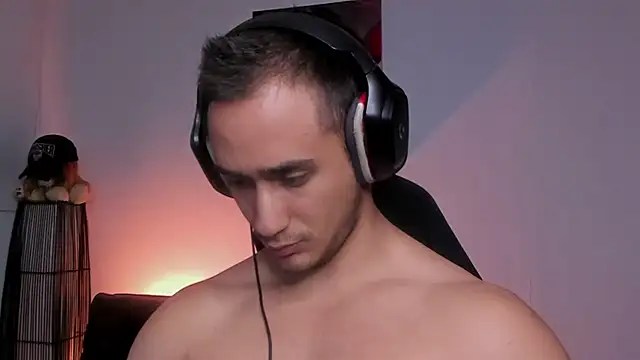 AlexRivera6 online show from 02/03/25, 11:36