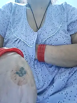 Kavya XX online show from 10/18/25, 01:08