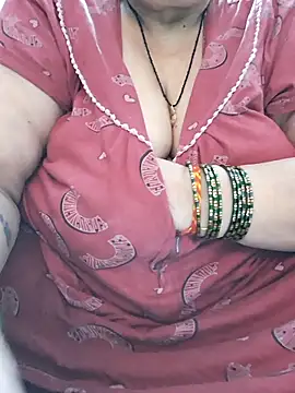 Snapshot of Kavya_XX chatting on 11/10/25, 08:57 Kavya XX online show from 11/10/25, 08:57