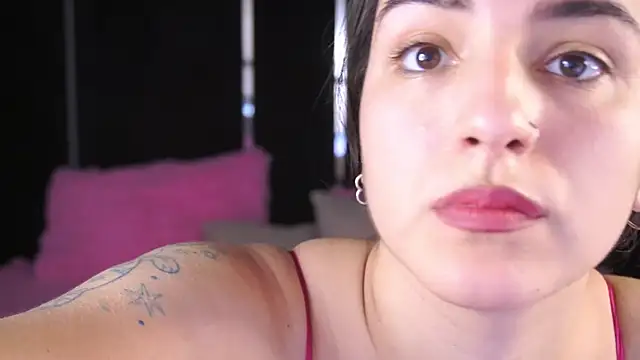 Daphne Moss online show from 03/12/25, 01:51