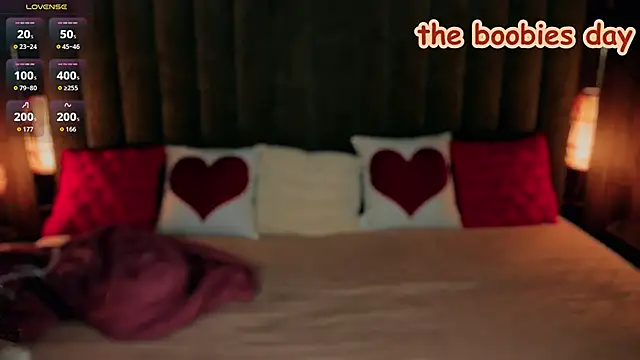 Snapshot of Daphne_Moss chatting on 03/21/26, 02:20 Daphne Moss online show from 03/21/26, 02:20