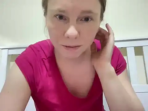 SweetLucy96 online show from 12/02/25, 08:37