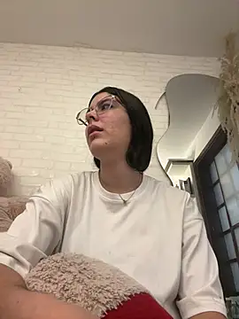  Niah  online show from 01/30/25, 08:10