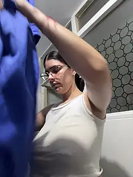  Niah  online show from 03/16/26, 05:44