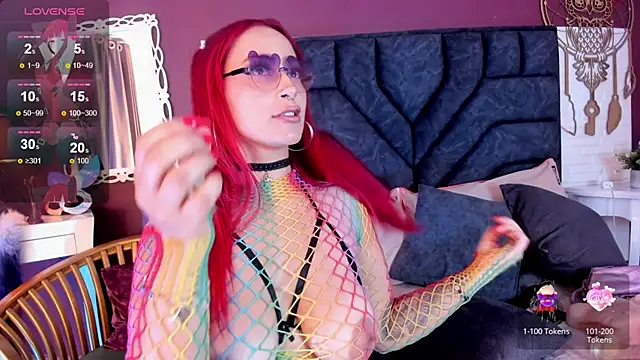 Mia-Bloom online show from 02/07/25, 06:24