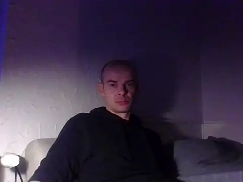 Snapshot of BadRec40 chatting on 02/16/26, 04:14 BadRec40 online show from 02/16/26, 04:14