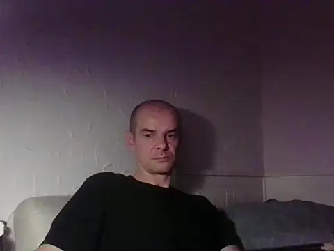 Snapshot of BadRec40 chatting on 02/20/26, 05:46 BadRec40 online show from 02/20/26, 05:46