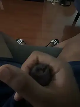 Snapshot of Pavan921 chatting on 11/02/25, 05:04 Pavan921 online show from 11/02/25, 05:04