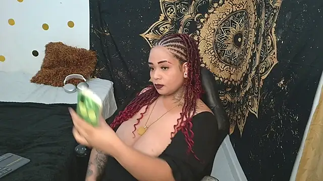 Snapshot of Amaranthagolldiie chatting on 04/11/26, 11:42 Amaranthagolldiie online show from 04/11/26, 11:42