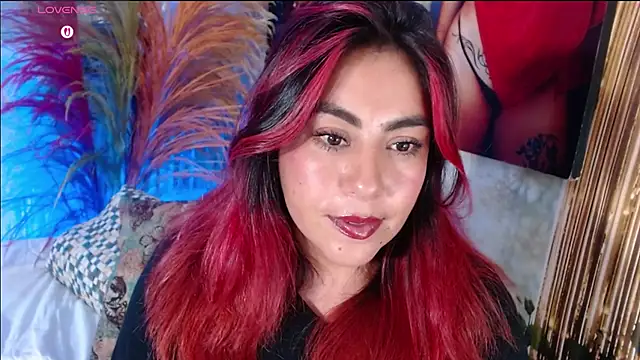 Snapshot of gatuwildhott chatting on 04/02/26, 02:09 gatuwildhott online show from 04/02/26, 02:09