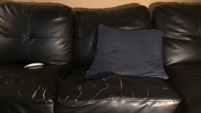 carolineford online show from 01/28/25, 01:29