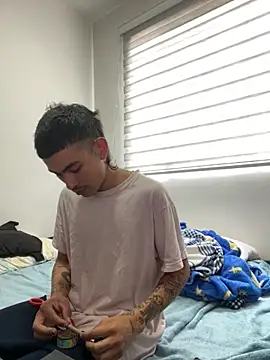 sorry-mom69 online show from 11/16/25, 05:29