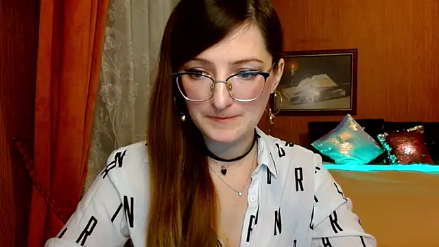 Snapshot of Arielsssplash chatting on 12/03/24, 02:49 Arielsssplash online show from 12/03/24, 02:49