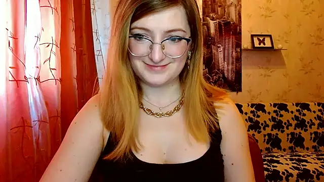 Snapshot of Arielsssplash chatting on 03/20/25, 07:58 Arielsssplash online show from 03/20/25, 07:58