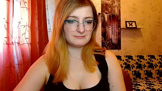 Snapshot of Arielsssplash chatting on 03/20/25, 11:05 Arielsssplash online show from 03/20/25, 11:05