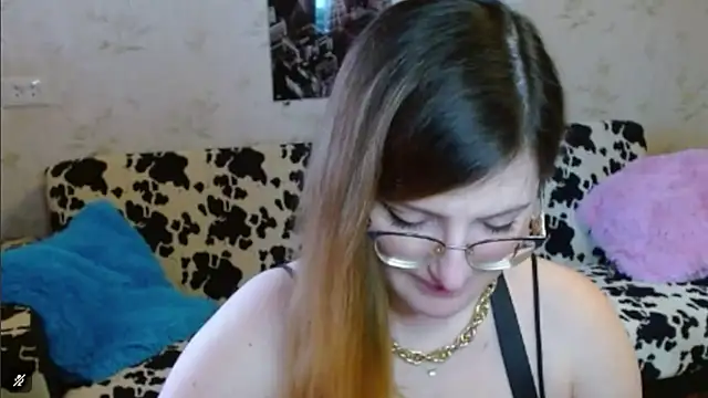 Snapshot of Arielsssplash chatting on 10/06/25, 06:55 Arielsssplash online show from 10/06/25, 06:55