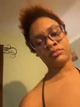 Snapshot of nickytheehawtie chatting on 02/24/26, 01:42 nickytheehawtie online show from 02/24/26, 01:42