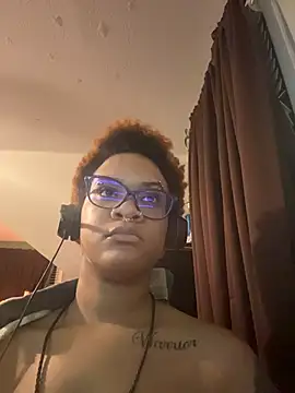 Snapshot of nickytheehawtie chatting on 02/28/26, 08:37 nickytheehawtie online show from 02/28/26, 08:37