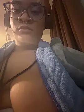 nickytheehawtie online show from 03/19/26, 02:15