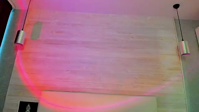 Snapshot of molly_hunt_ chatting on 02/26/26, 04:00 molly hunt online show from 02/26/26, 04:00