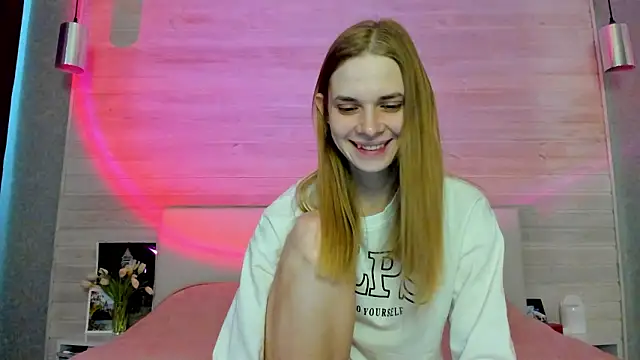 molly hunt  online show from 03/13/26, 03:35