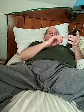 mrwizard4570 online show from 02/11/26, 03:17