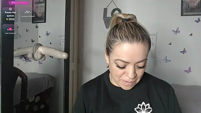 LIila28six online show from 02/13/25, 03:07