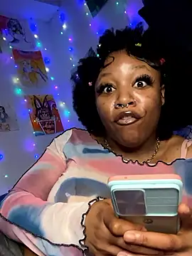 Snapshot of Kayyummy98 chatting on 12/07/24, 10:45 Kayyummy98 online show from 12/07/24, 10:45