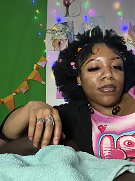 Snapshot of Kayyummy98 chatting on 12/13/24, 09:24 Kayyummy98 online show from 12/13/24, 09:24