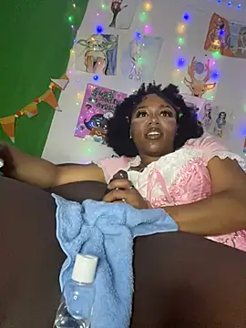 Snapshot of Kayyummy98 chatting on 12/14/24, 09:29 Kayyummy98 online show from 12/14/24, 09:29