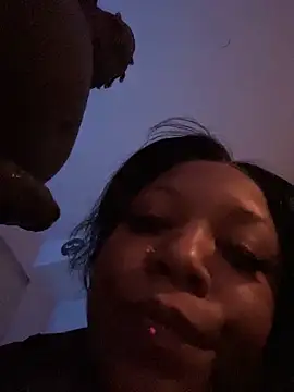 Snapshot of Kayyummy98 chatting on 03/08/26, 04:49 Kayyummy98 online show from 03/08/26, 04:49