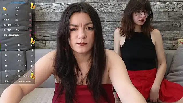 Snapshot of Vika_loves_you chatting on 04/06/26, 02:53 Vika loves you online show from 04/06/26, 02:53