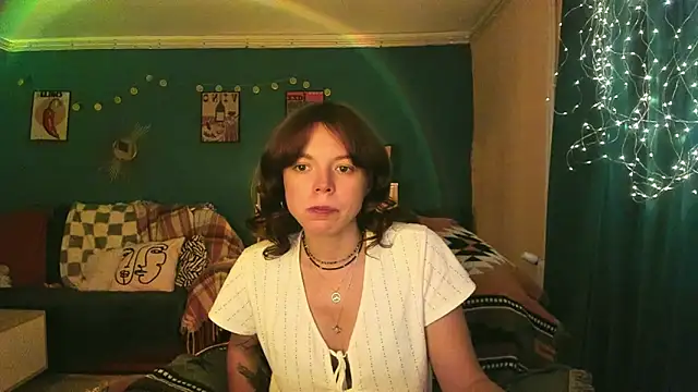 Snapshot of ClancyMorissey chatting on 06/18/26, 05:39 ClancyMorissey online show from 06/18/26, 05:39