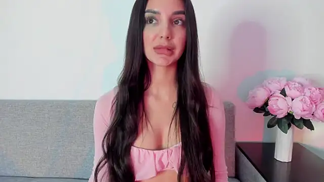 miss emily  online show from 09/11/25, 01:39