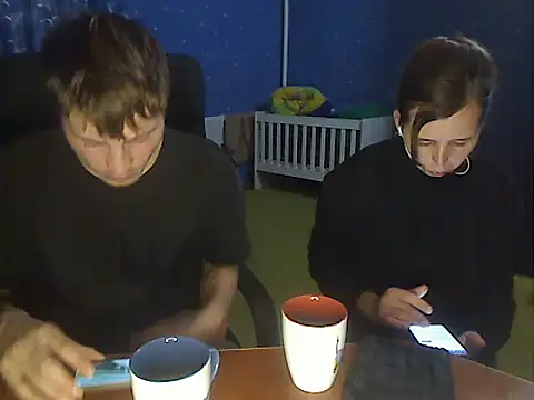 Snapshot of loveis007 chatting on 11/05/25, 09:15 loveis007 online show from 11/05/25, 09:15