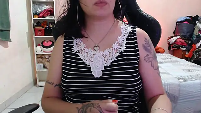 Snapshot of Ta_maravilhosaaa chatting on 01/26/25, 09:18 Ta maravilhosaaa online show from 01/26/25, 09:18