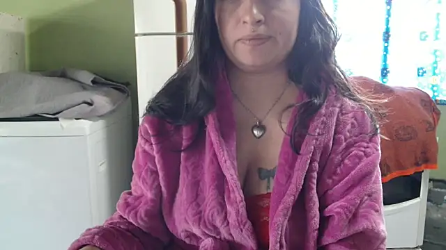 Snapshot of Ta_maravilhosaaa chatting on 06/10/26, 04:17 Ta maravilhosaaa online show from 06/10/26, 04:17