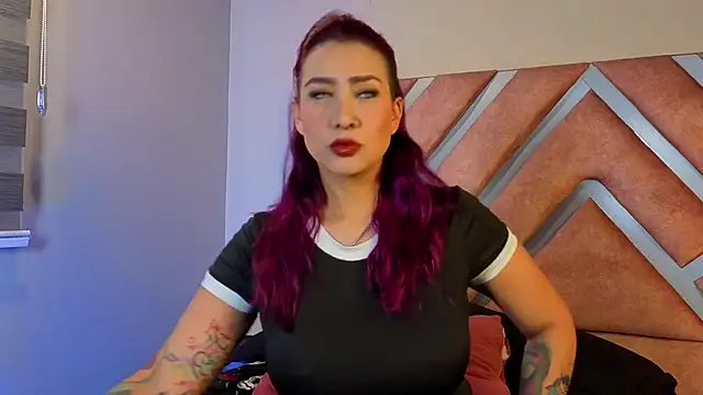  kelly hous36 online show from 11/14/25, 01:21