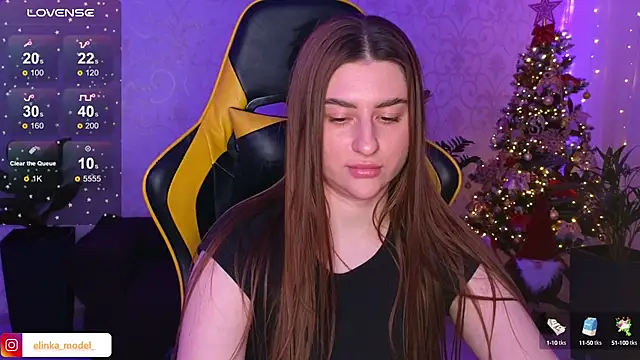 Snapshot of Elishka_ chatting on 12/18/24, 08:14 Elishka online show from 12/18/24, 08:14