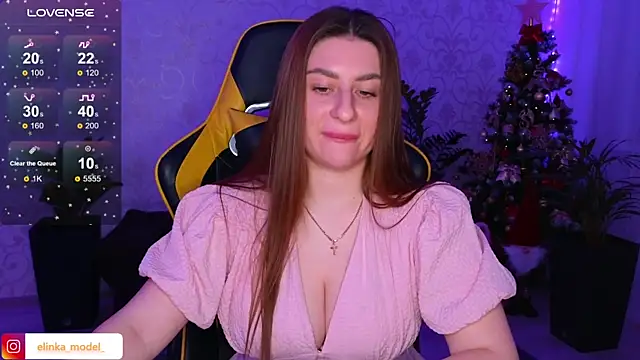 Snapshot of Elishka_ chatting on 01/01/25, 08:47 Elishka online show from 01/01/25, 08:47